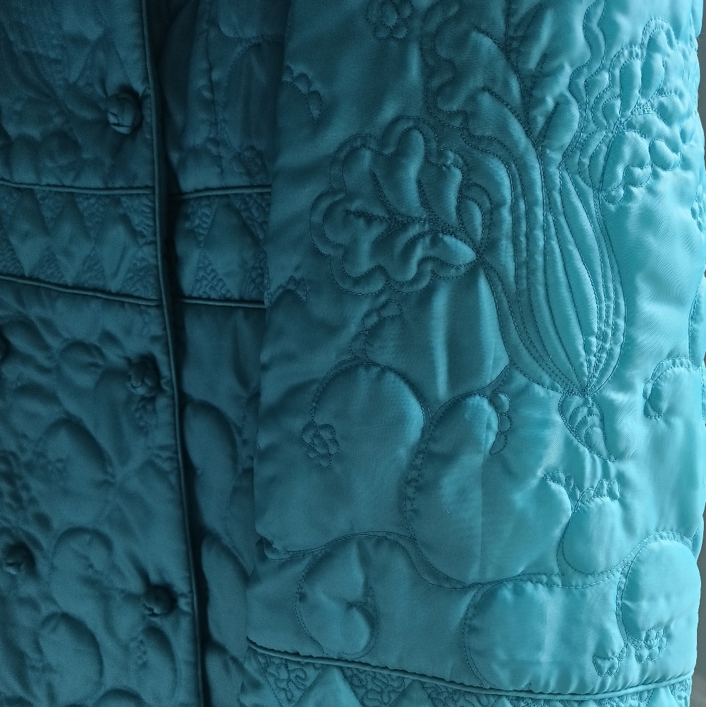 NOS, VTG 1950S CHARLES & CO." MADE IN HONG KONG TURQUOISE TRAPUNTO QUITED ROBE ! - Picture 14 of 16
